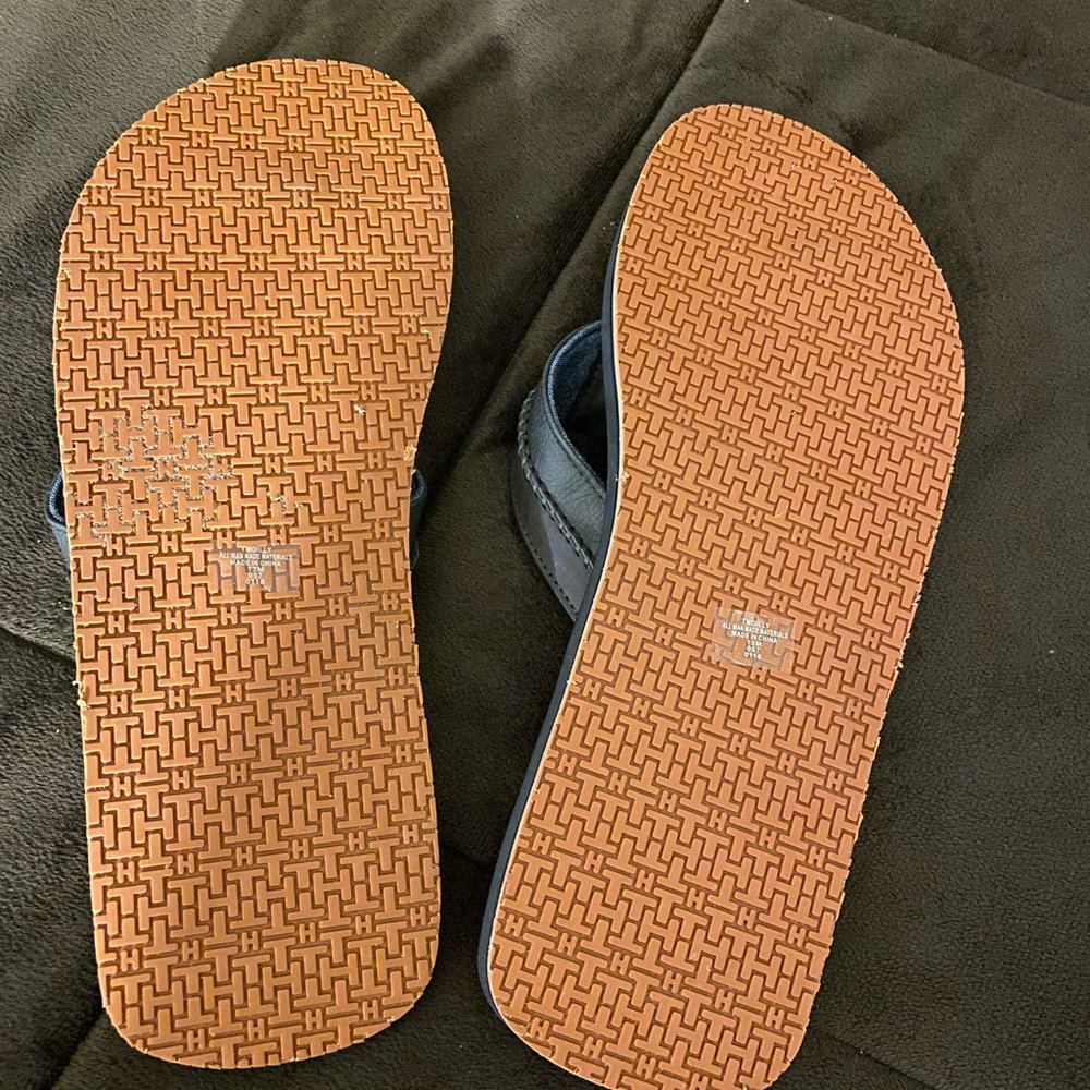 Men slides size 13